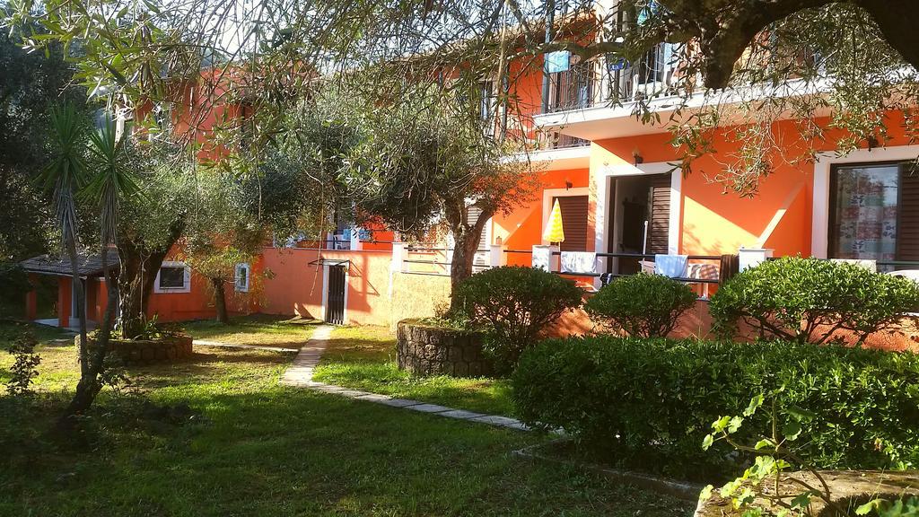 Sofia Apartments Mpoukaris Buitenkant foto